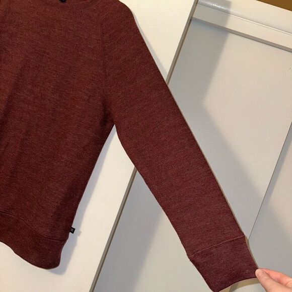 Banana Republic Women’s Rust Red Waffle Knit Sweater Size Medium - Picture 4 of 11